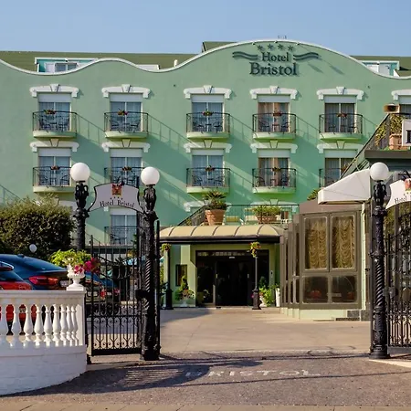 Bristol Otel 4*