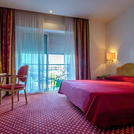 Hotel Bristol