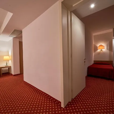 Bristol Hotel