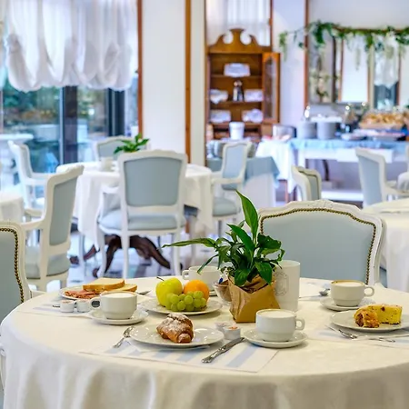 Hotel Bristol 4*